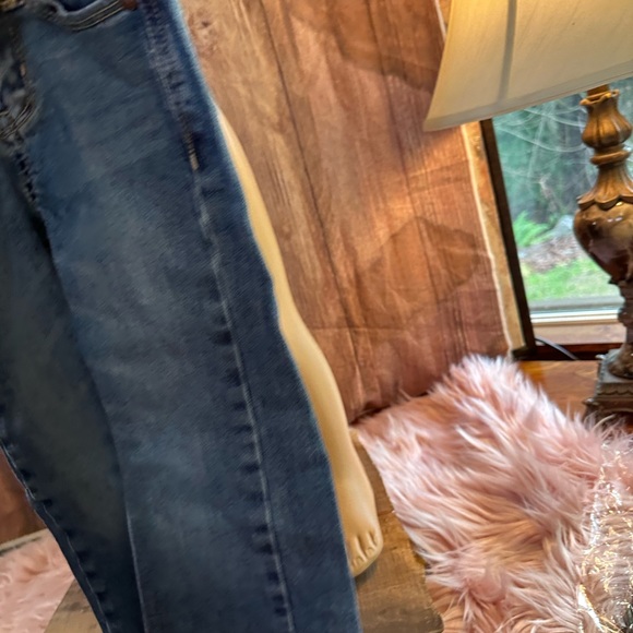 Oshkosh, girls Size 5 Slim, Blue denim bootcut, stretch - Picture 9 of 10